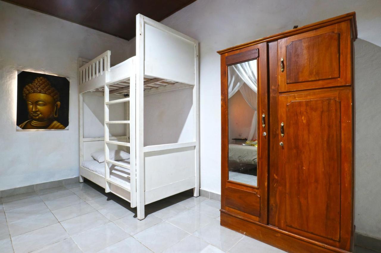 Sunjaya Kubu Guesthouse Nusa Lembongan  Ngoại thất bức ảnh