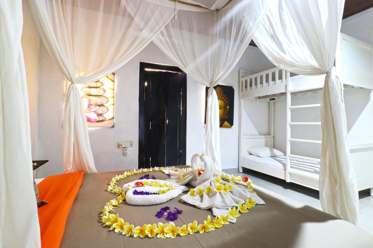 Sunjaya Kubu Guesthouse Nusa Lembongan  Ngoại thất bức ảnh